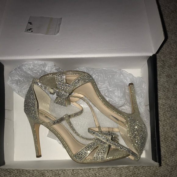 WORN ONCE - Picture 3 of 11